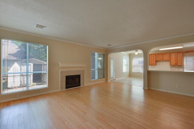 Building Photo - 13552 Anarosa Loop