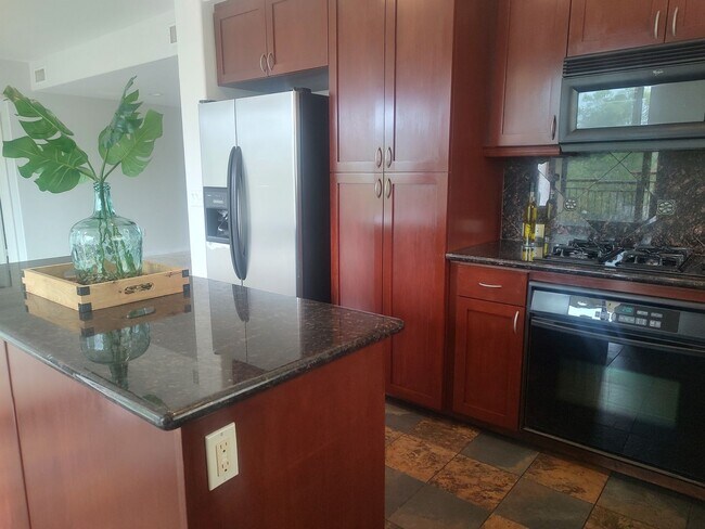 Building Photo - Resort Lifestyle at The Lido in Mission Valley