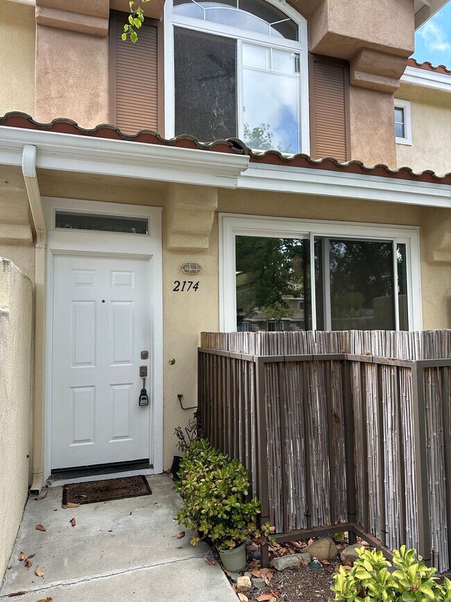 Building Photo - Centrally Located 2 Bedroom & 2 Bathroom Townhome w/ Garage in Cabo Bahia Community
