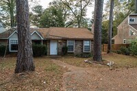 Building Photo - 1224 Brafforton Dr