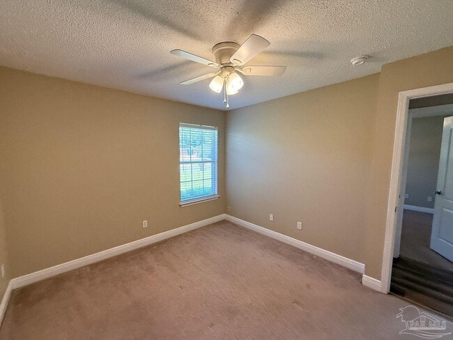 Building Photo - 1519 Sandcliff Dr