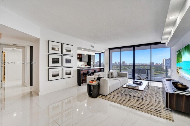 Building Photo - 20281 E Country Club Dr