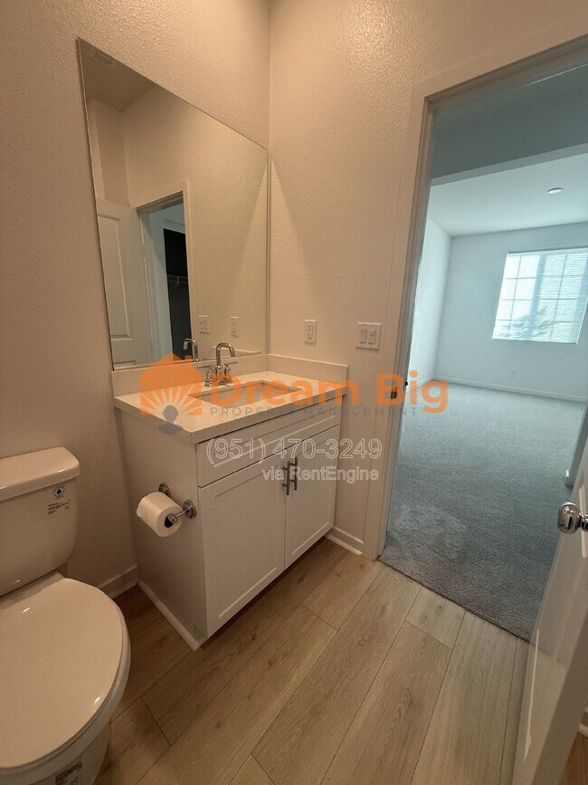 Building Photo - 2256 Stelamar Wy