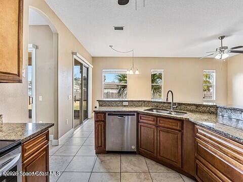 Building Photo - 1767 Delaware St NW