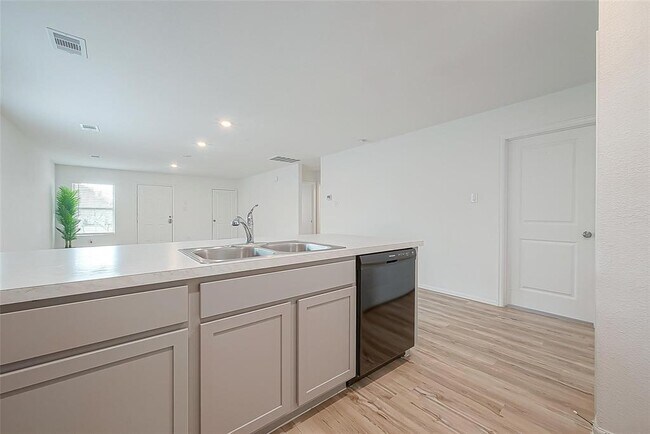 Building Photo - 26818 Wilderye Cv Ln