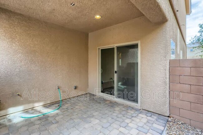 Building Photo - 9544 Alma Ridge Ave