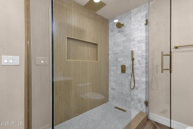 Building Photo - 4913 E Acoma Dr
