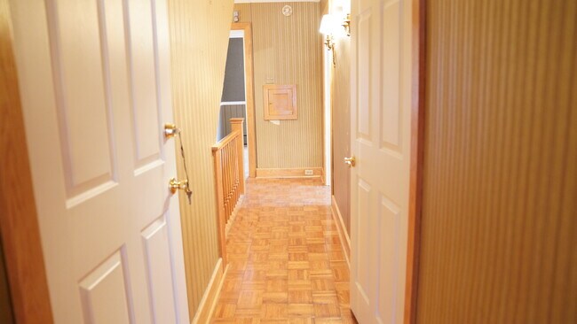 Building Photo - 6345 Morrowfield Ave