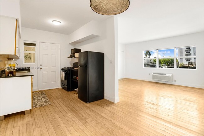 Building Photo - 8080 Tatum Waterway Dr