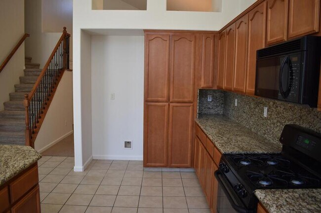 Building Photo - 4670 Tolman Way