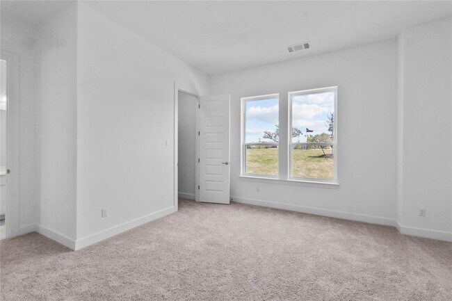 Building Photo - 405 Ocate Mesa Trail