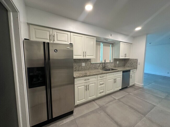 Building Photo - 4407 Arthur St