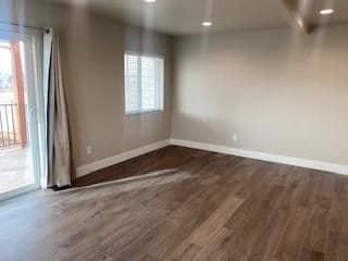 Building Photo - 4455 Deveraux Pl