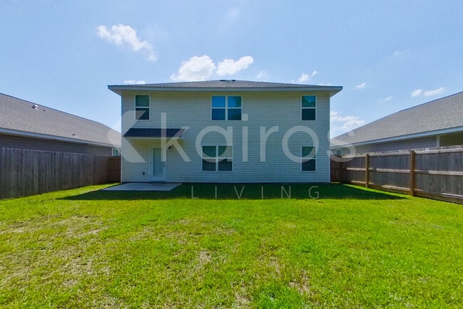 Building Photo - 321 Monarch Ln