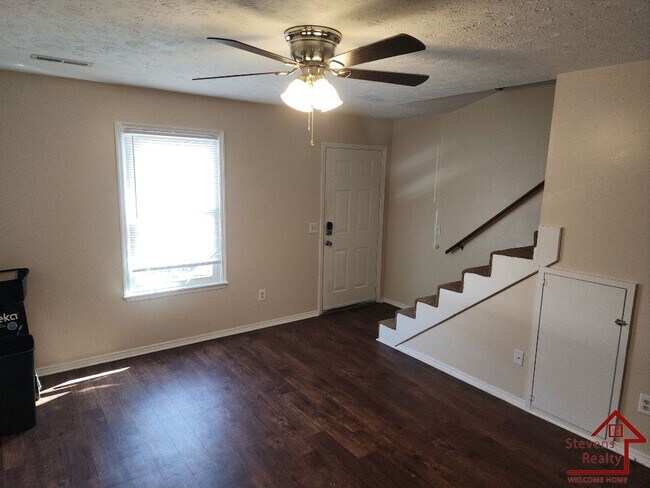 Building Photo - 1282 Carolina Ave