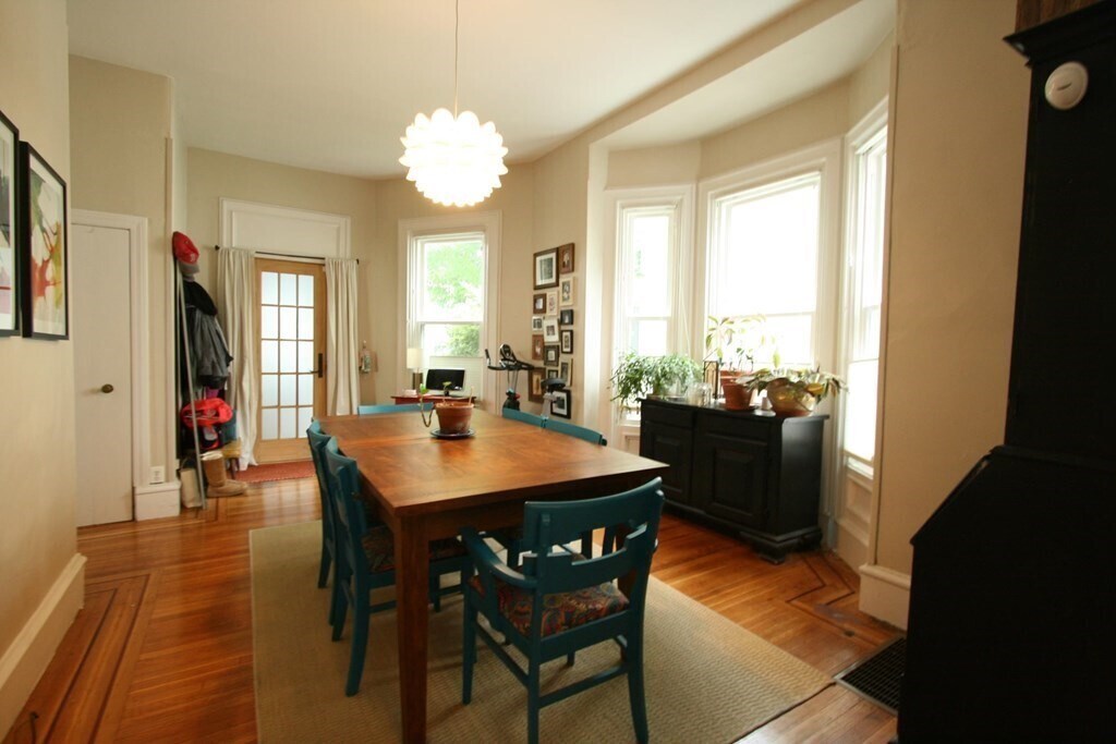Building Photo - 45 Brastow Ave