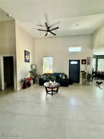 Building Photo - 3800 10th St W