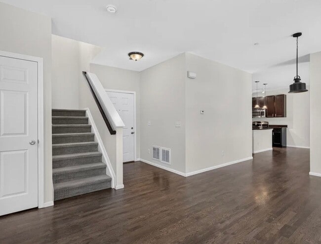 Building Photo - 12930 Grant Cir W