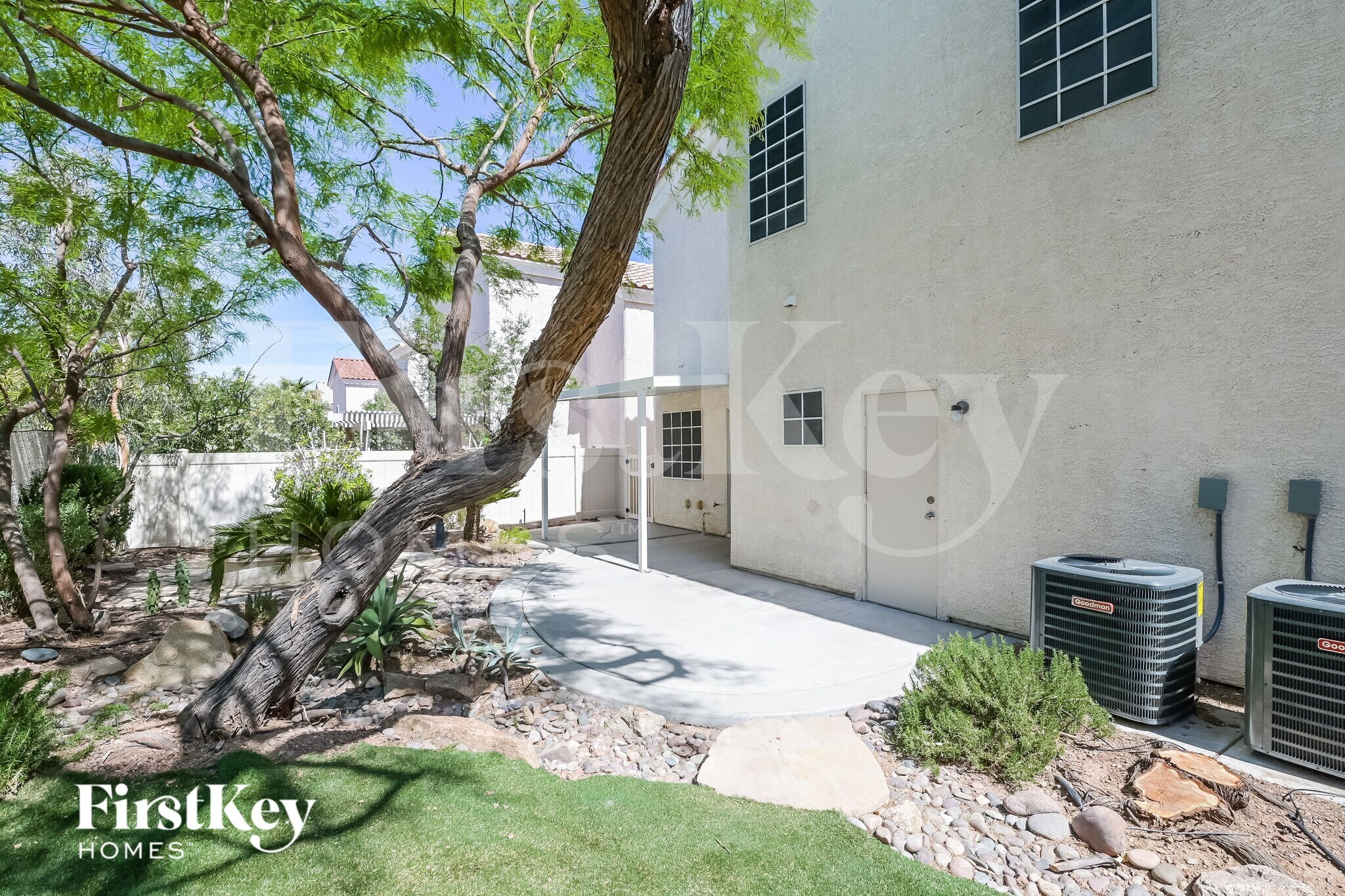 Building Photo - 2465 Belt Buckley Dr