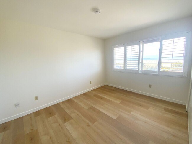 Building Photo - 44 Half Moon Bend