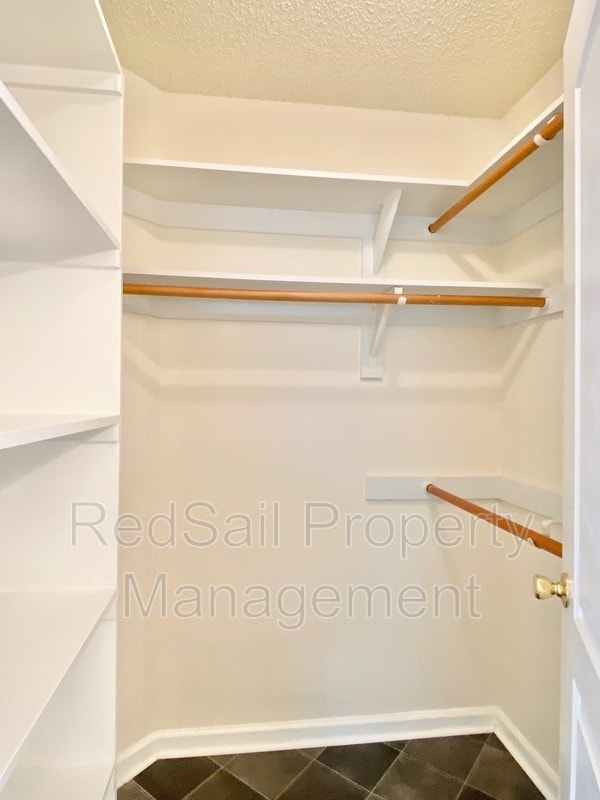 Building Photo - 129 Watson Dr