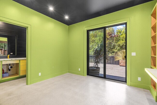 Building Photo - 850 Branciforte Dr