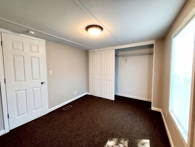 Building Photo - 3 BR Mobile Home for Rent Close to Wren Sc...