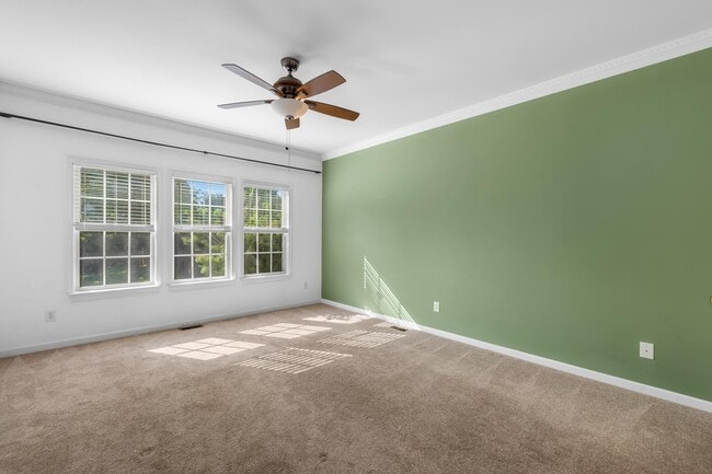 Building Photo - 8422 Bampton Dr
