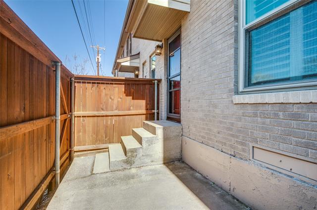 Building Photo - 6465 Bordeaux Ave