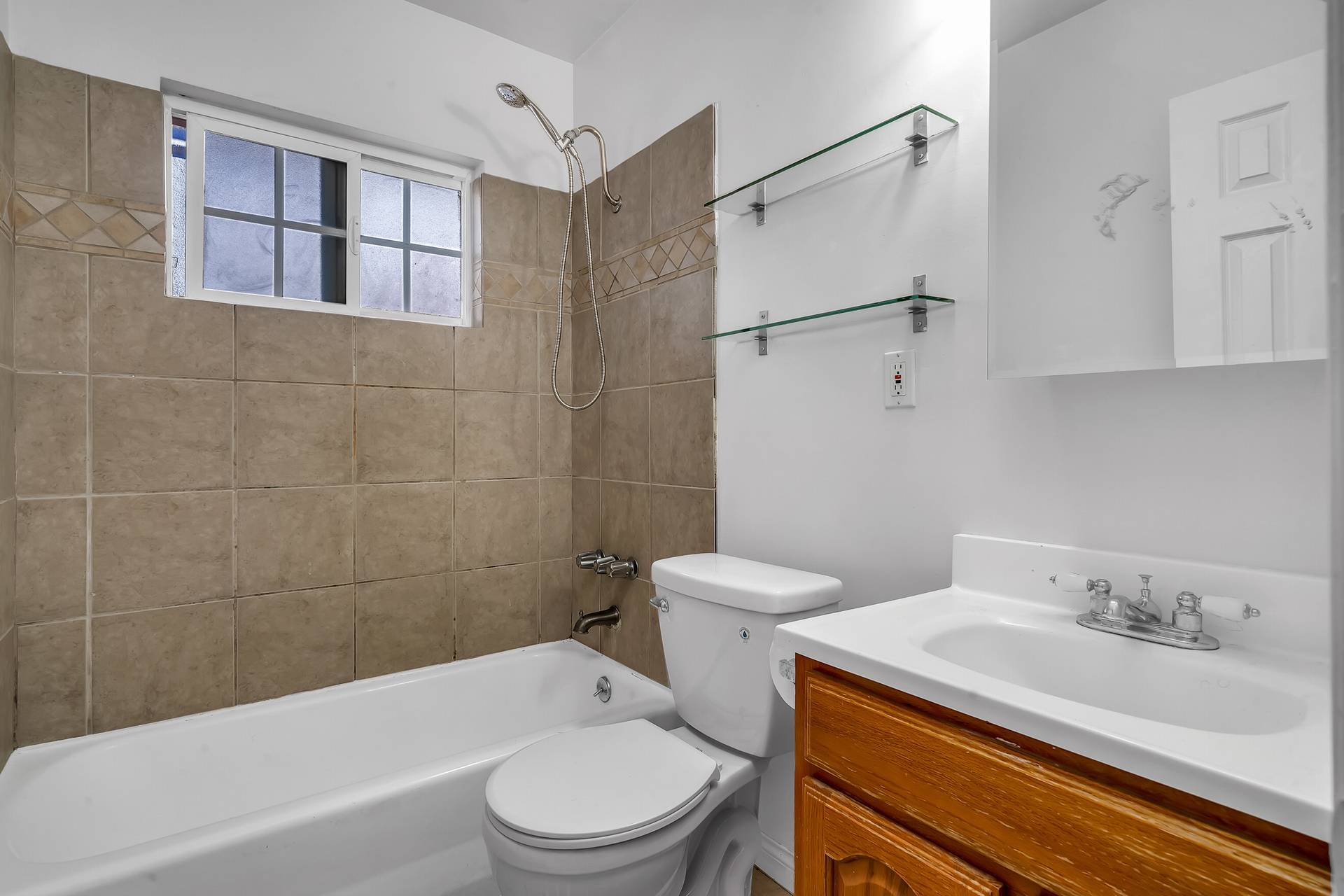 Building Photo - 1440 Manhattan Beach Blvd