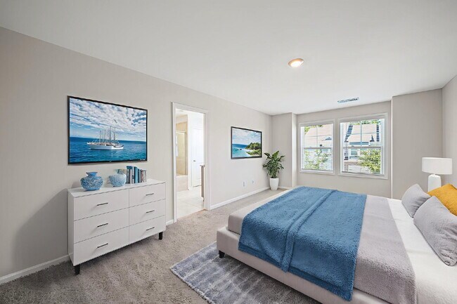 Building Photo - Modern Comfort, Flexible Living, Tailored ...