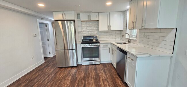 Building Photo - 2444 N 78th Ave