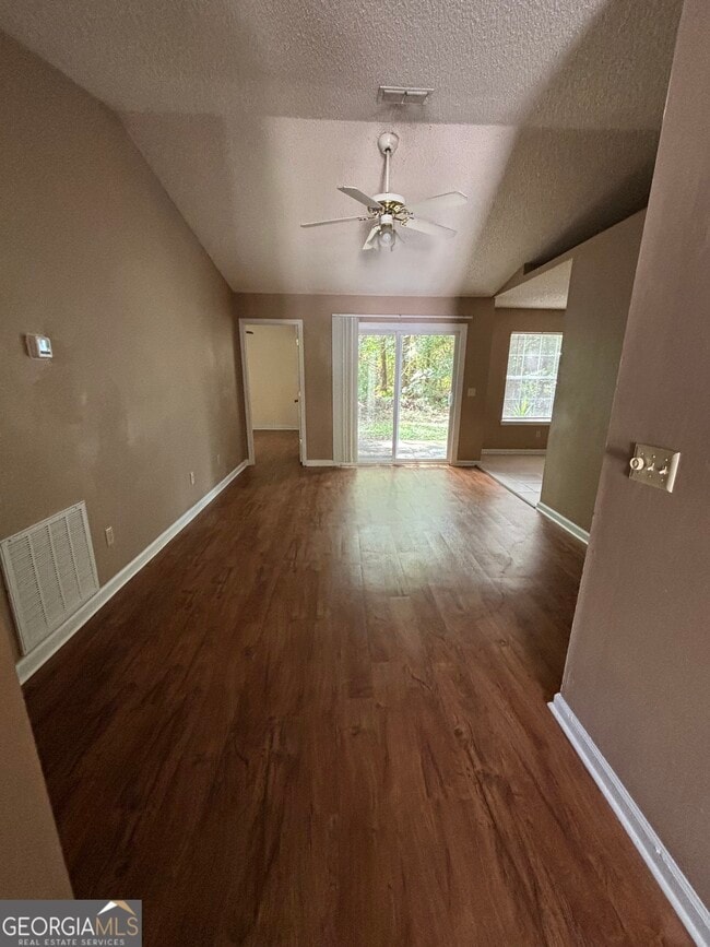 Building Photo - 183 Talbot Ct