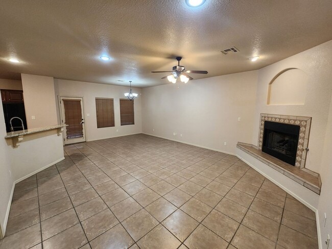 Building Photo - 1293 Mission Nuevo Dr