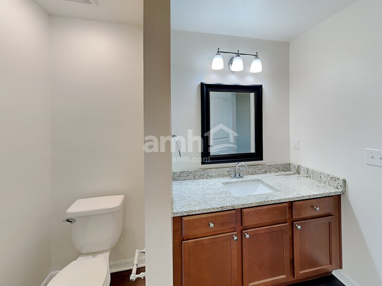 Building Photo - 14411 Alistar Manor Dr