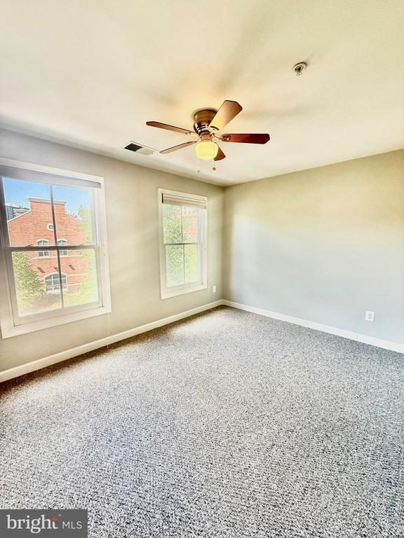 Building Photo - 456 Ferdinand Day Dr