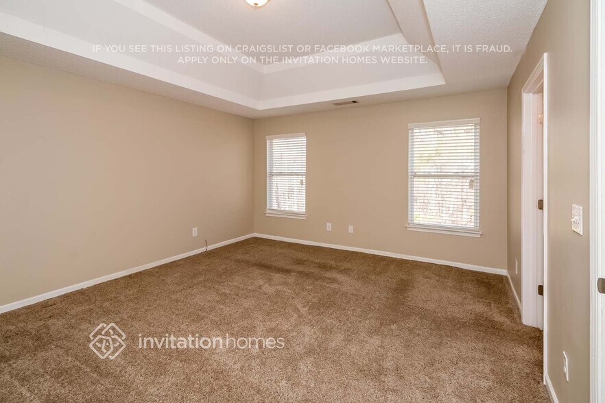 Building Photo - 215 Marriott Dr