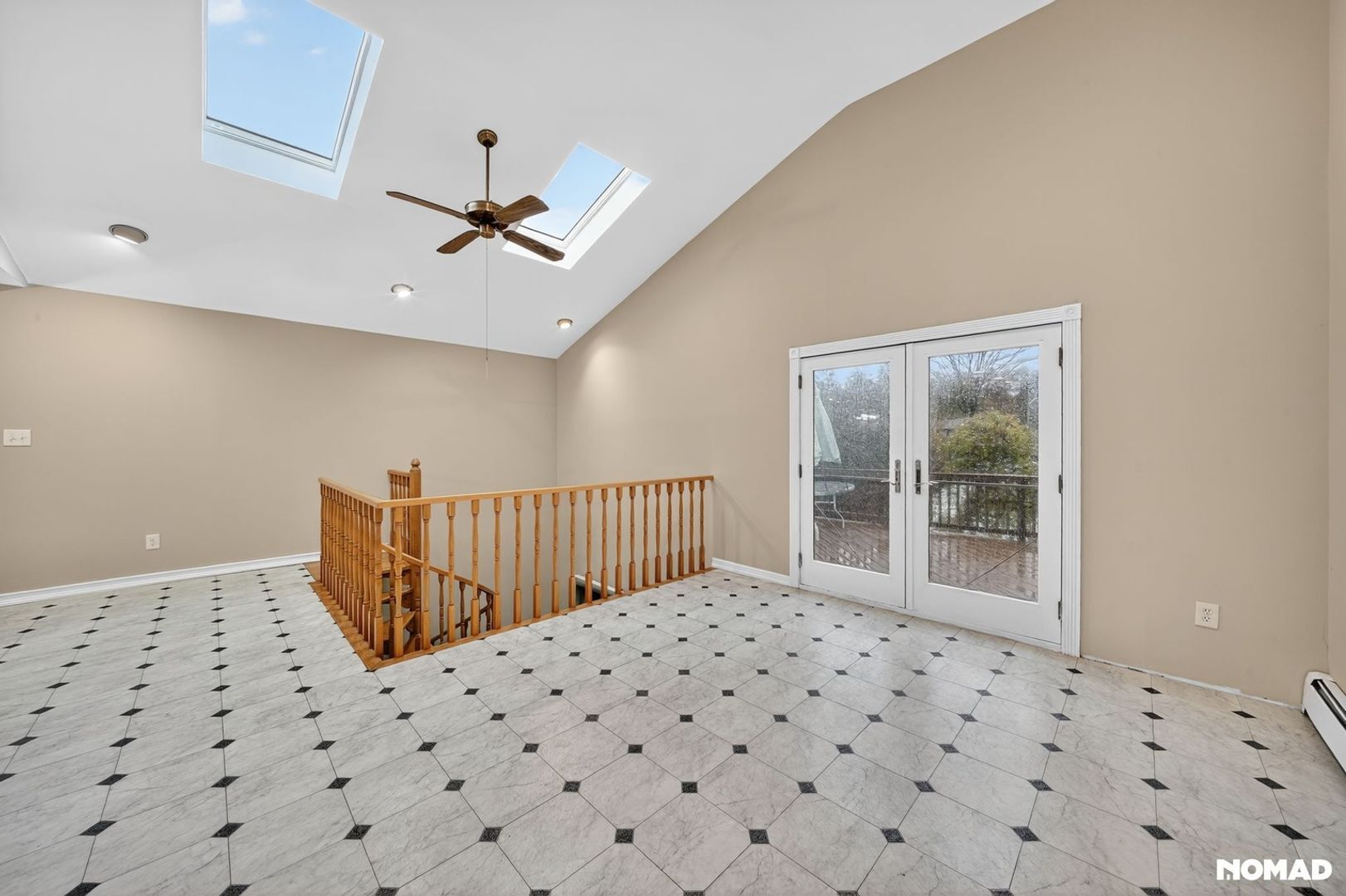 Building Photo - 15 Castle Ct