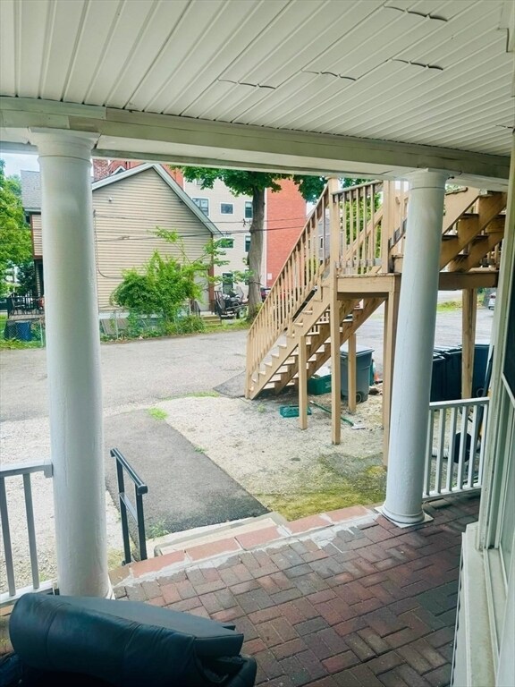 Building Photo - 36 Cedar St
