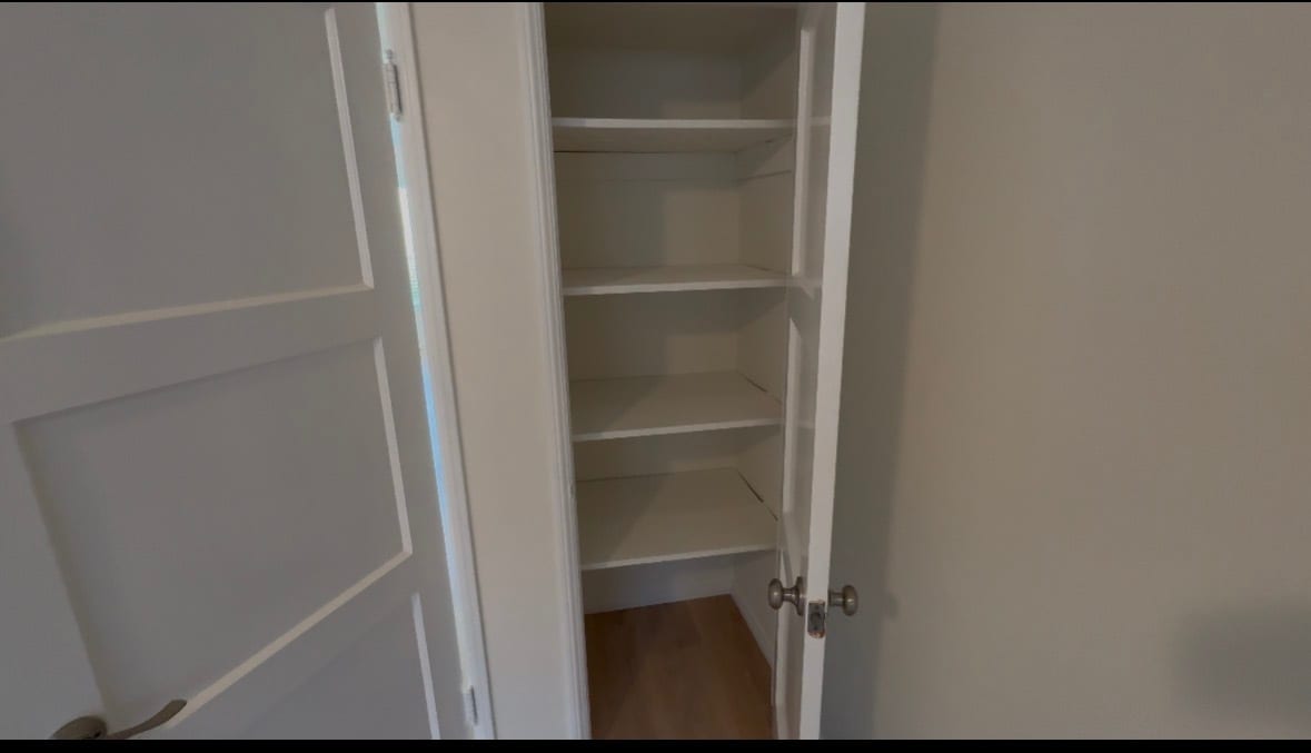 Building Photo - 1312 N Kenwood St