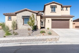 Building Photo - 827 Mesa Roja Trail NE