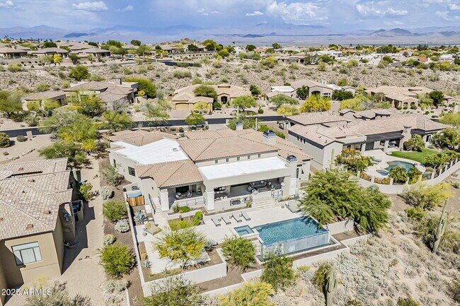 Building Photo - 12016 N Sunset Dr