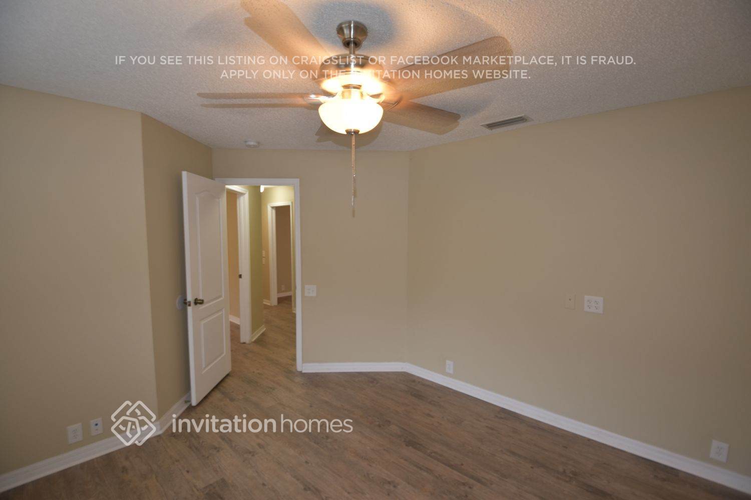 Building Photo - 4443 Bardsdale Dr