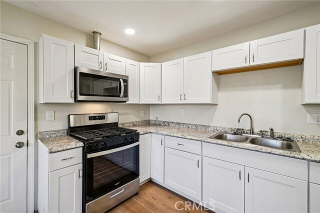 Building Photo - 7390 Valaria Dr