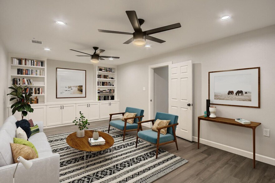 Building Photo - Charming Prestonwood home with peaceful backyard oasis