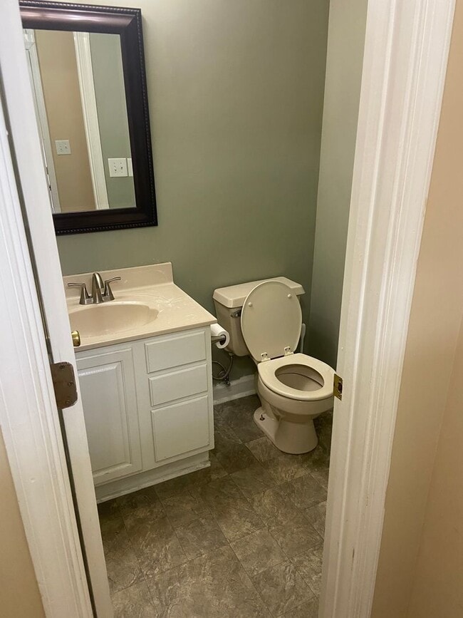 Building Photo - York County Townhouse Rental