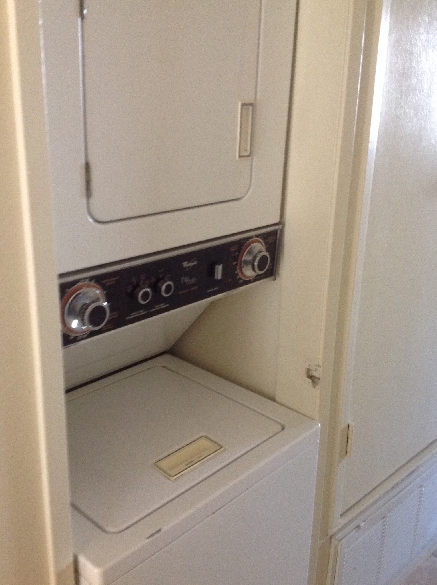 Hook up for washer dryers - 81162 Fred Waring Dr