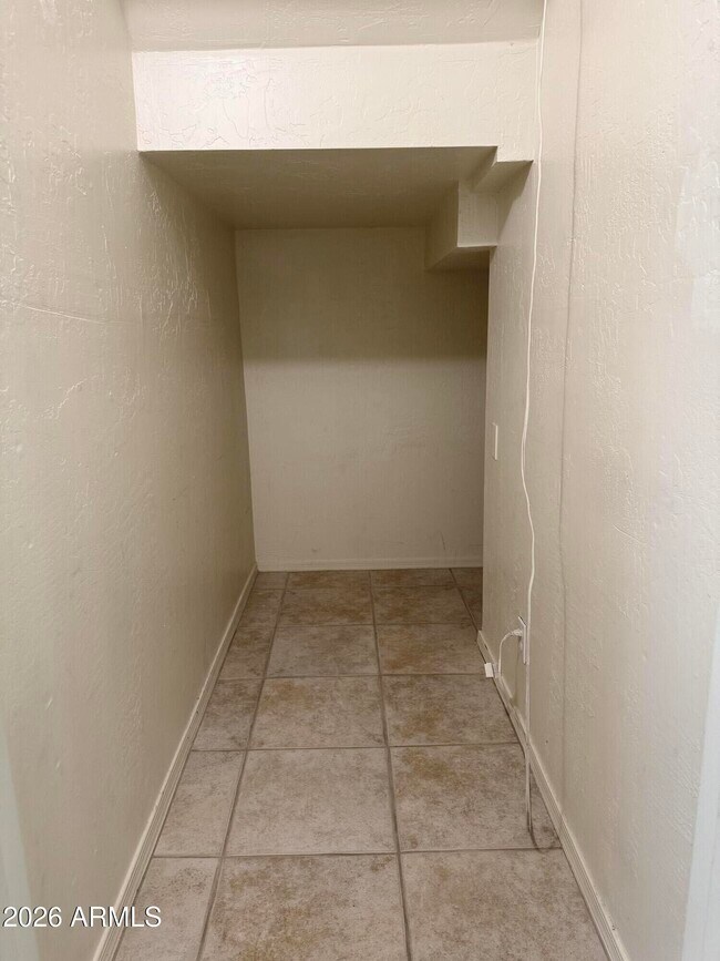 Building Photo - 9705 E Mountain View Rd