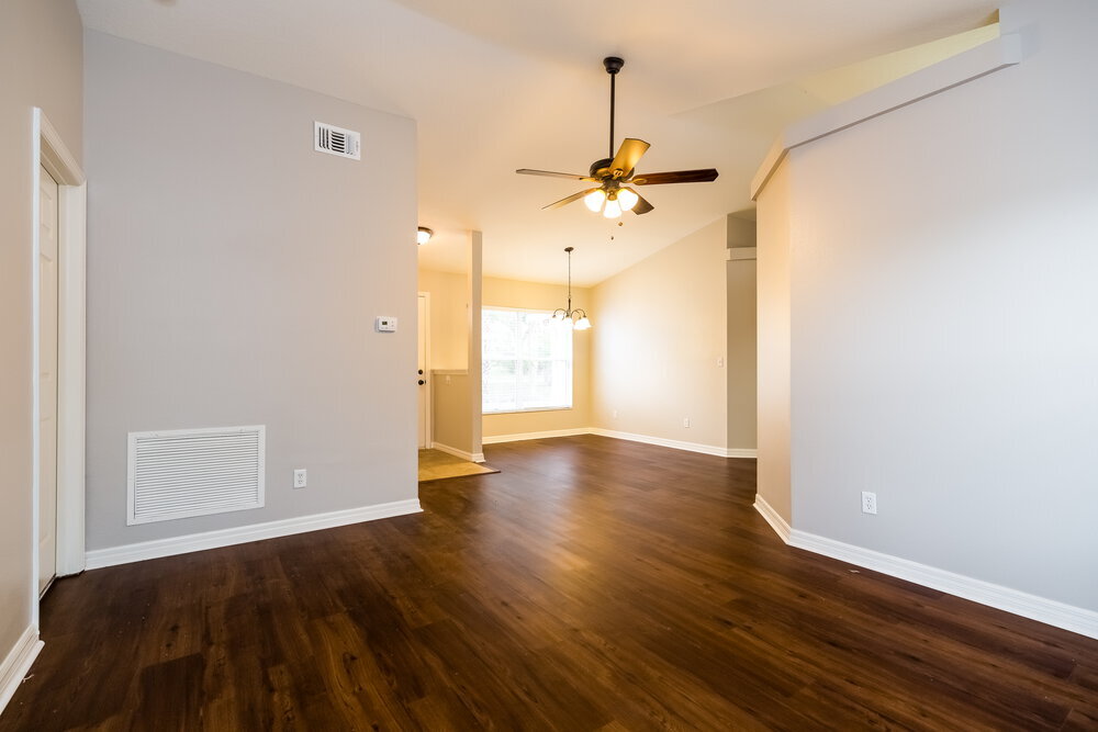 Building Photo - 15443 Margaux Dr