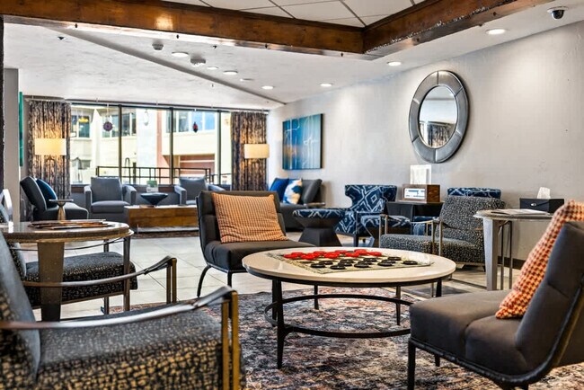 Building Photo - 535 South Park Avenue